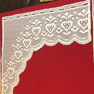 White Lace Valances (2 pieces)